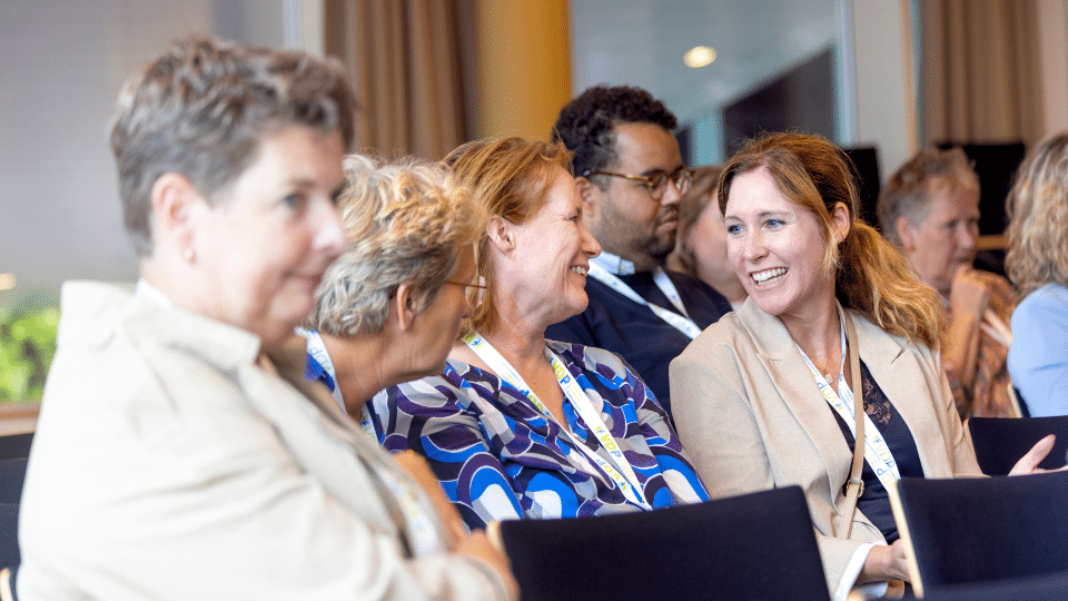 Leden tijdens een VDP-bijeenkomst